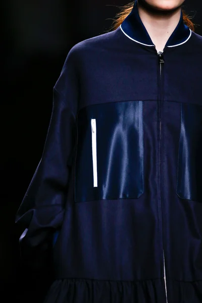 Look 30